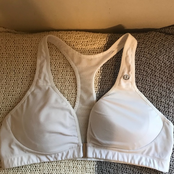 LuluLemon Sports Bra - Picture 1 of 3